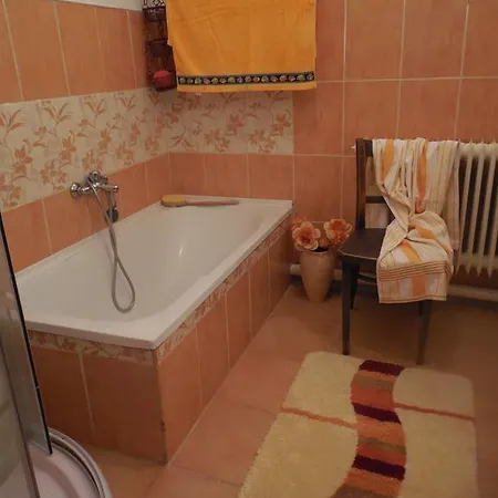 Dunaparti Haz Kravany nad Dunajom